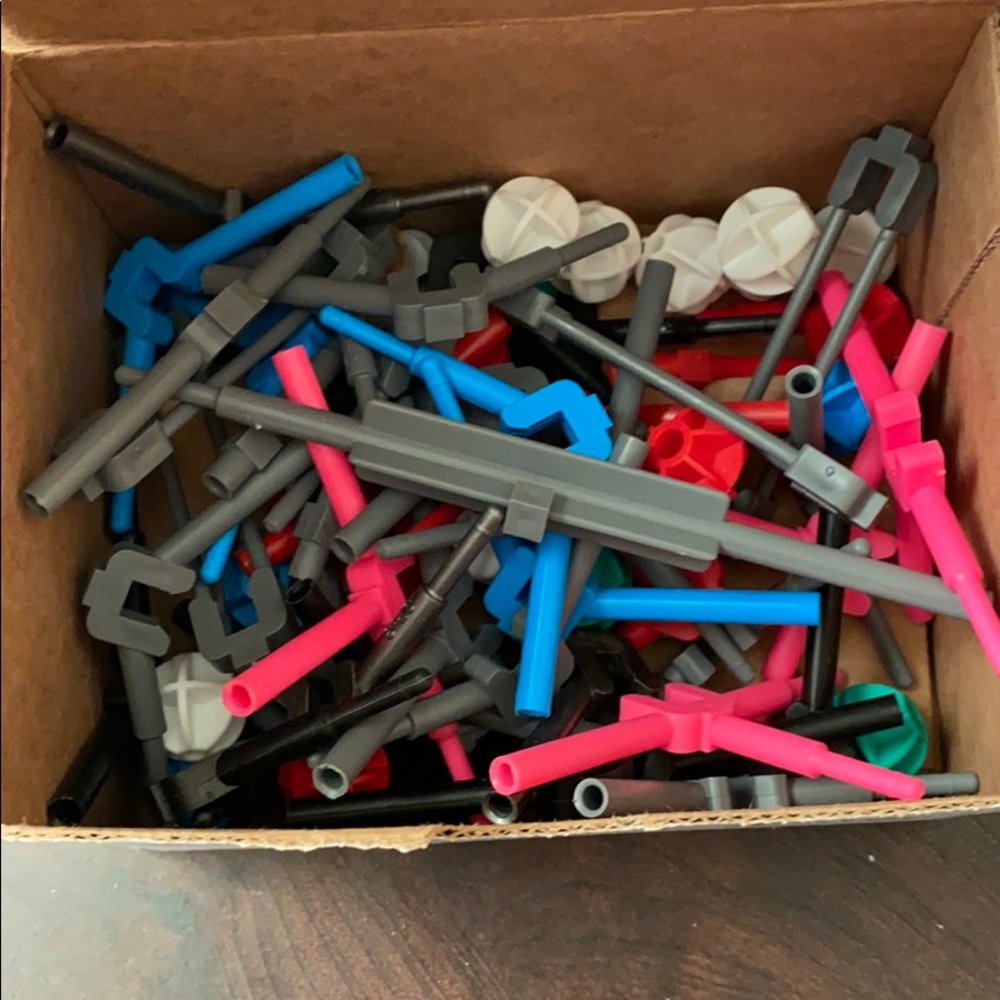 Molecular Modeling Kit - Picture 3 of 3